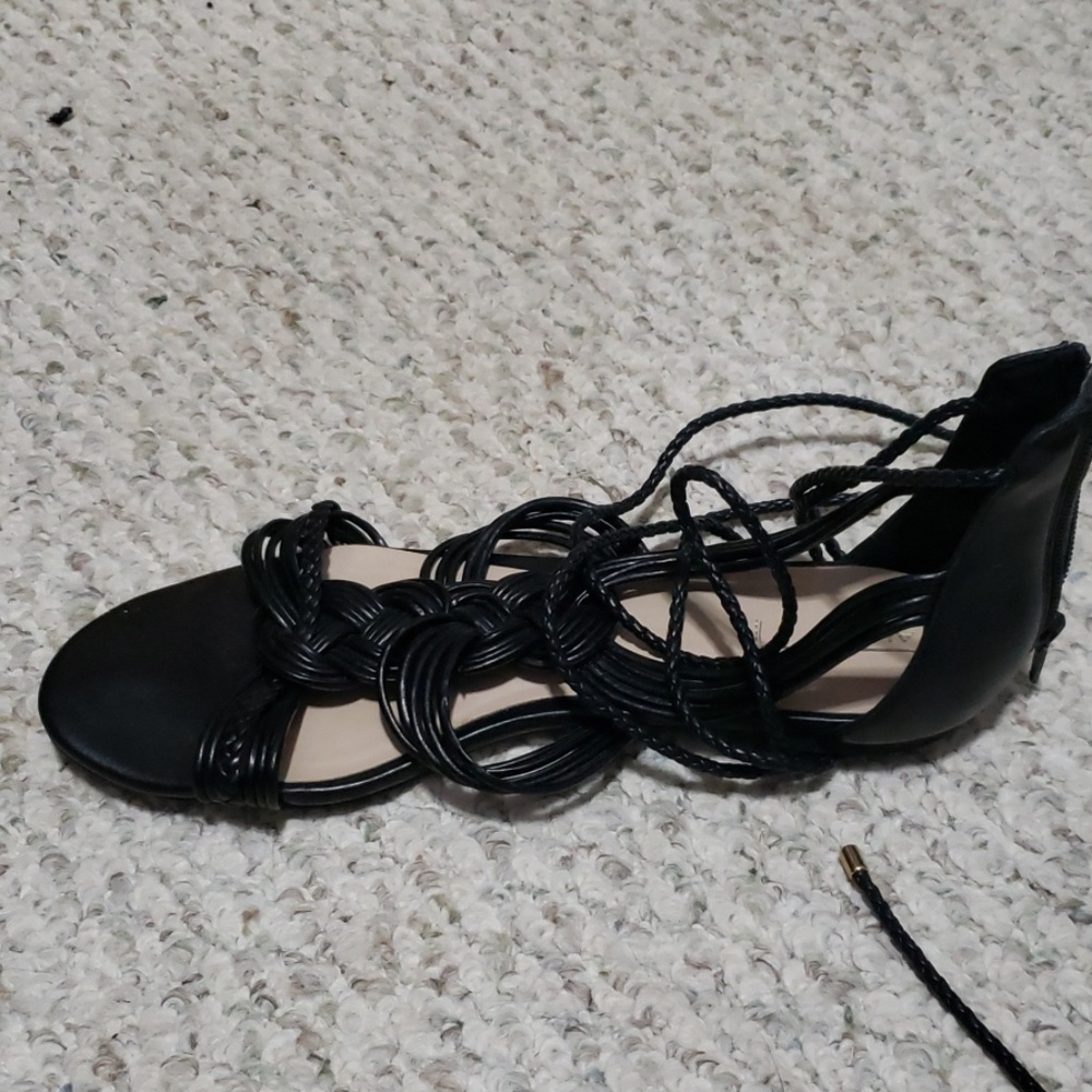 Sandals - Picture 2 of 3